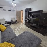 Obor, Sos. Colentina, langa metrou, bloc 1980 (Almo-Bucur Obor), renovat